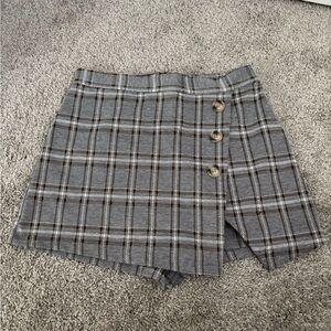 Originality Dry Goods USA Gray Plaid Skort with Button Detail